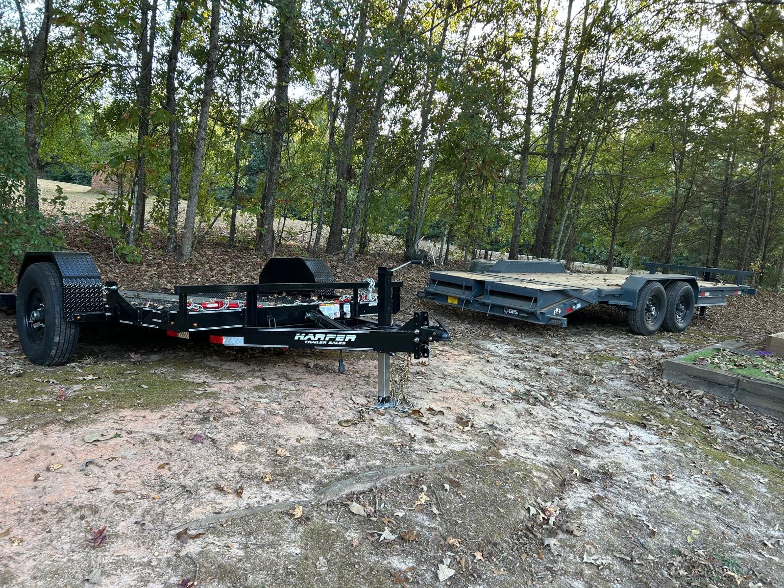 Trailers 11ftx8ft for scissor lift 7k carry. Trailer 16ft x8ff with ramps 14k carry